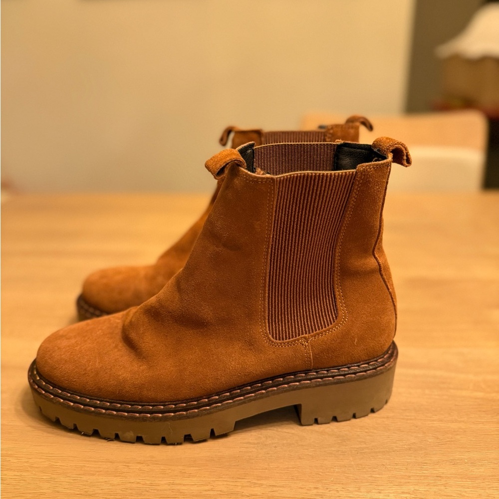 Cruza Tendencia Made In Portugal Women Suede Leather Boots (size 8.5-9)